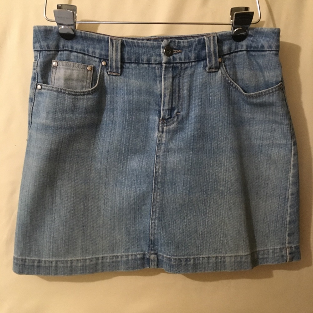 Tommy Hilfiger denim skirt
